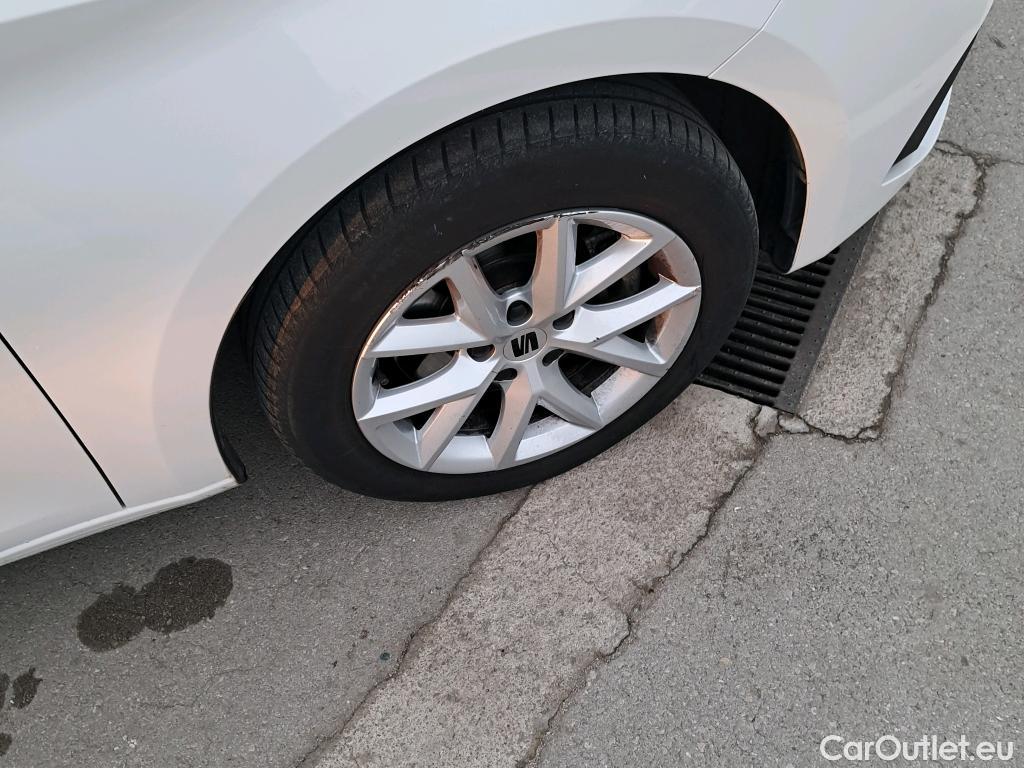  Seat  Leon SEAT Nuevo León / 2020 / 5P / familiar SP 2.0 TDI 85kW Style #5