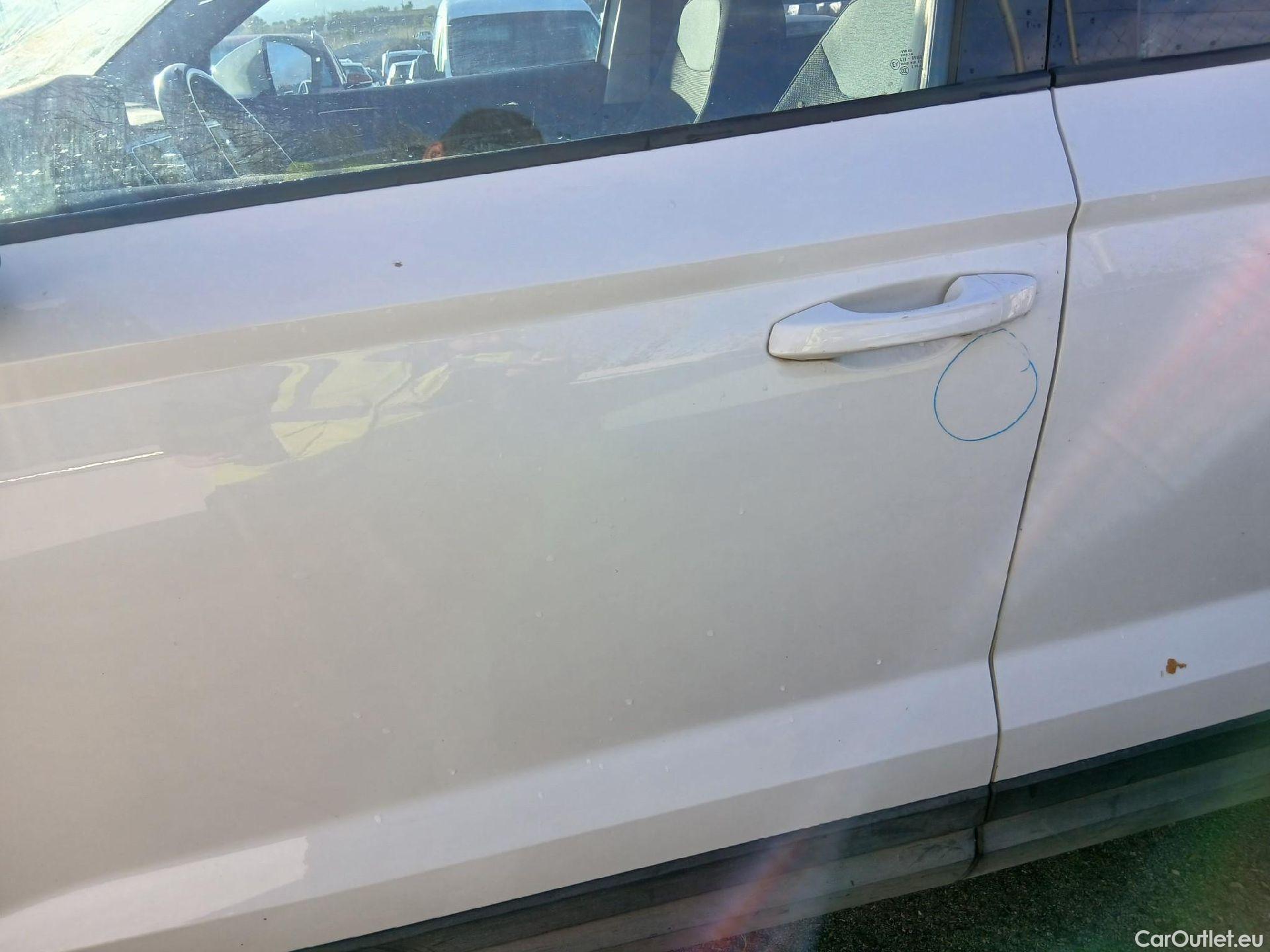  Seat  ATECA SEAT  / 2016 / 5P / todoterreno 1.6 TDI 85kW (115CV) St&Sp Style Eco #26