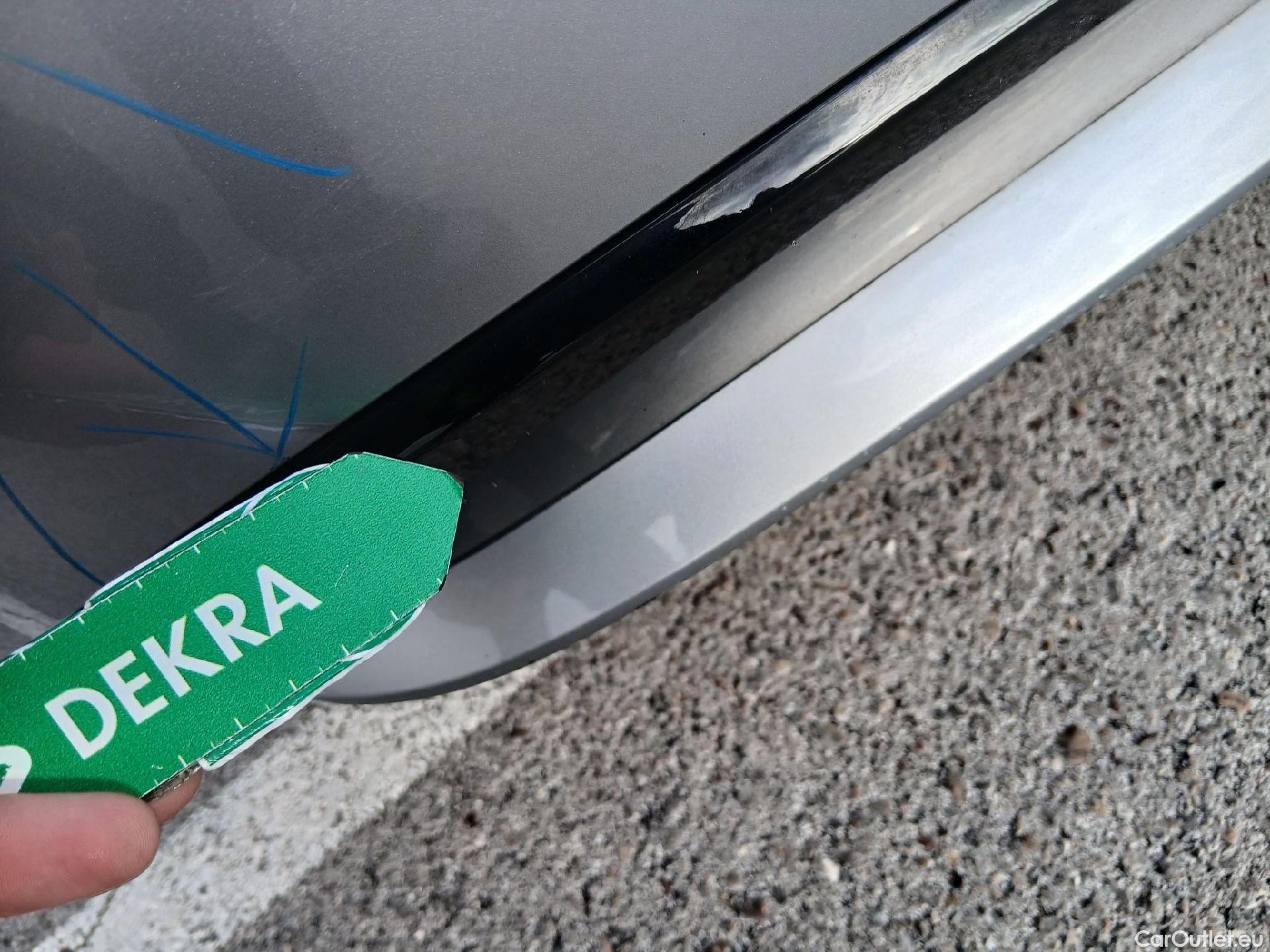  Toyota  Corolla TOYOTA  / 2019 / 5P / familiar 1.8 125H ACTIVE TECH E-CVT TOU SPORT #22