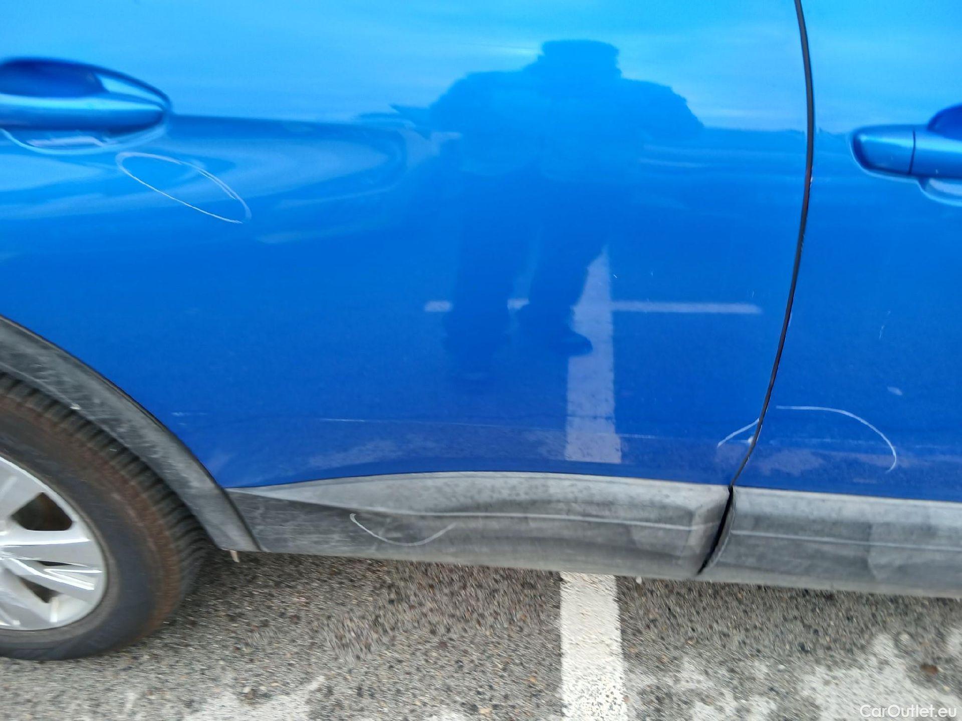  Peugeot  3008 PEUGEOT  / 2020 / 5P / todoterreno 1.2 PureTech 96KW S&S Active Pack #37