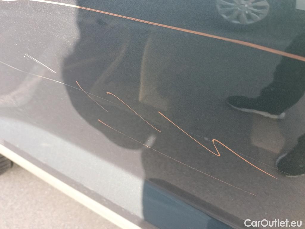  Seat  ATECA SEAT  / 2016 / 5P / todoterreno 1.5 TSI 110kW DSG S&S Style Go #8