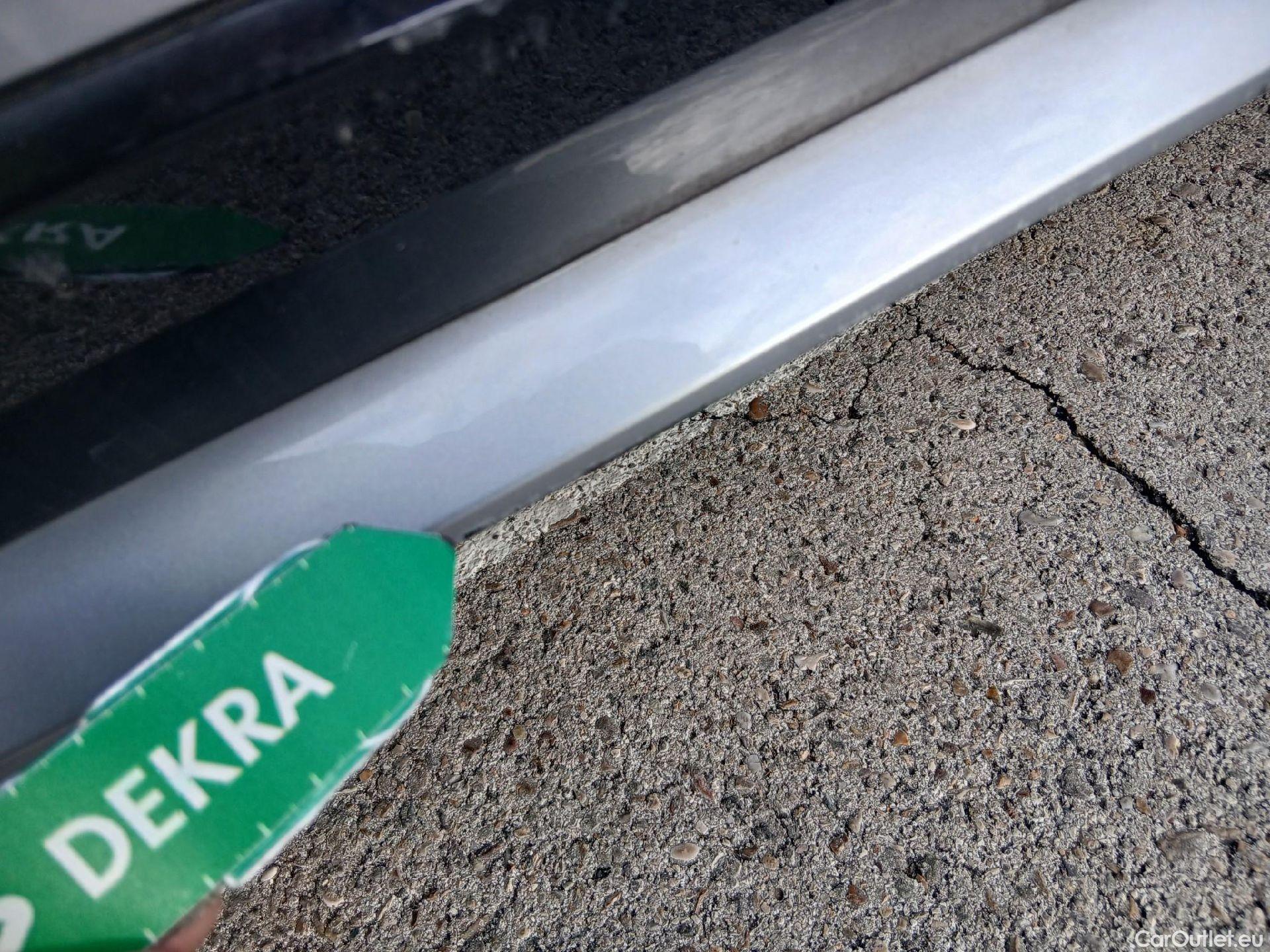  Toyota  Corolla TOYOTA  / 2019 / 5P / familiar 1.8 125H ACTIVE TECH E-CVT TOU SPORT #23