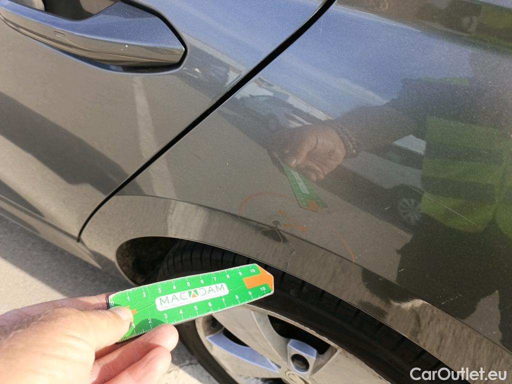  Skoda  Octavia SKODA  / 2020 / 5P / familiar Combi 2.0 TDI 85kW(115CV) DSG Ambition #8