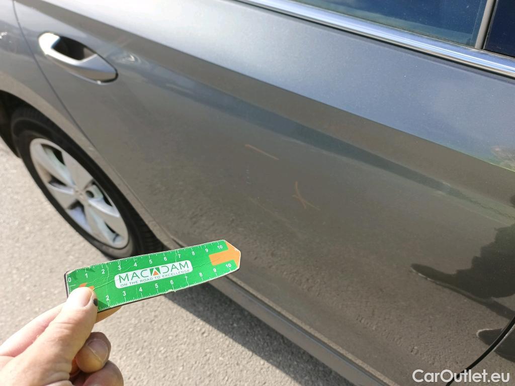  Skoda  Octavia SKODA  / 2020 / 5P / familiar Combi 2.0 TDI 85kW(115CV) DSG Ambition #11