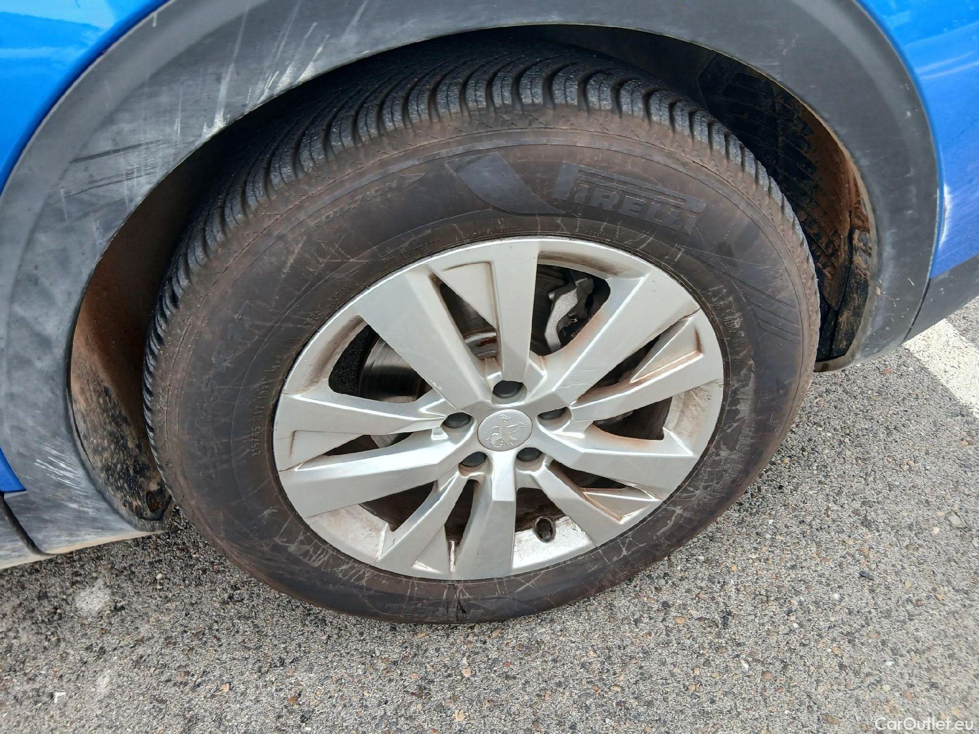  Peugeot  3008 PEUGEOT  / 2020 / 5P / todoterreno 1.2 PureTech 96KW S&S Active Pack #11