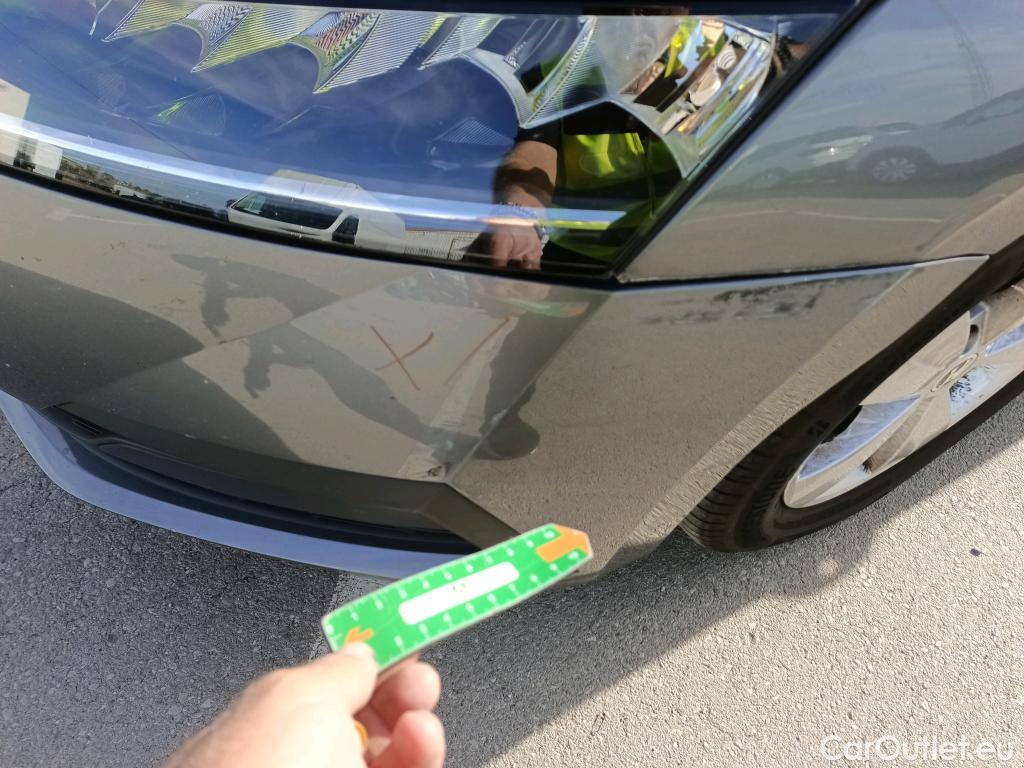  Skoda  Octavia SKODA  / 2020 / 5P / familiar Combi 2.0 TDI 85kW(115CV) DSG Ambition #20