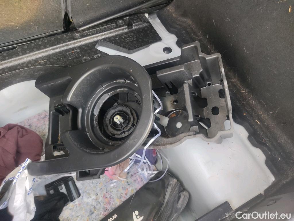  Opel  Corsa OPEL  1.2T XHL 74kW (100CV) Elegance #8