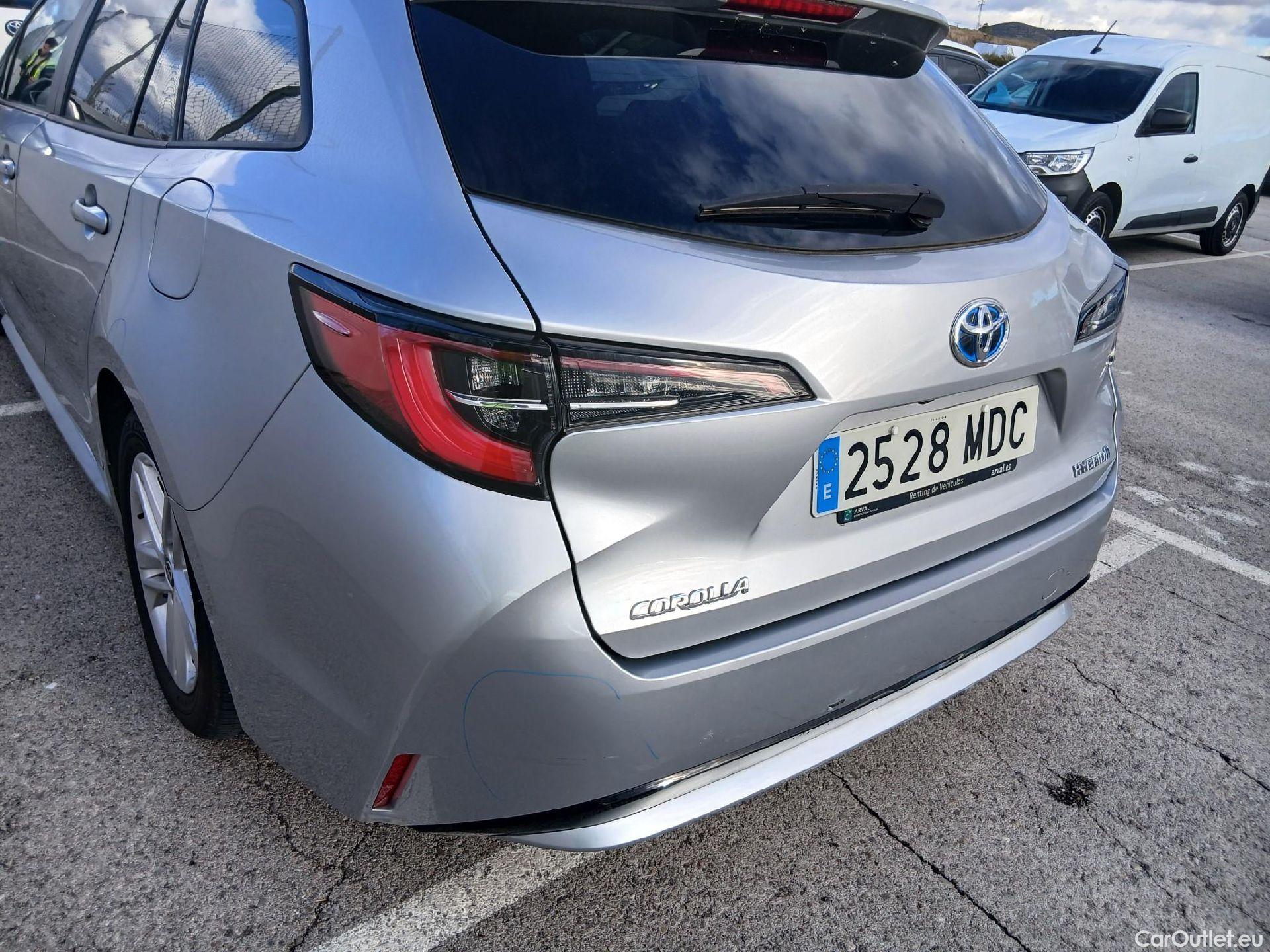  Toyota  Corolla TOYOTA  / 2019 / 5P / familiar 1.8 125H ACTIVE TECH E-CVT TOU SPORT #20