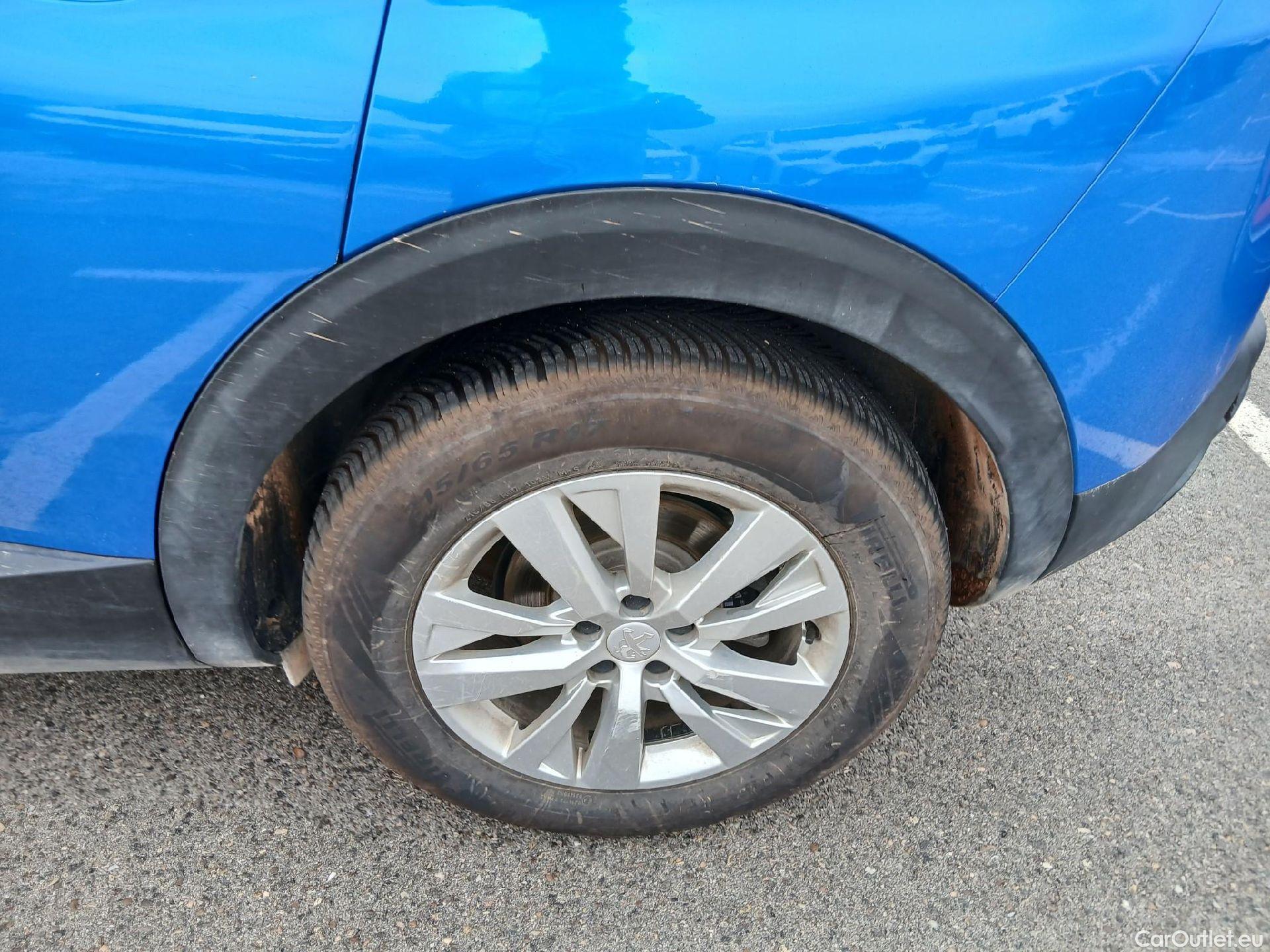  Peugeot  3008 PEUGEOT  / 2020 / 5P / todoterreno 1.2 PureTech 96KW S&S Active Pack #8