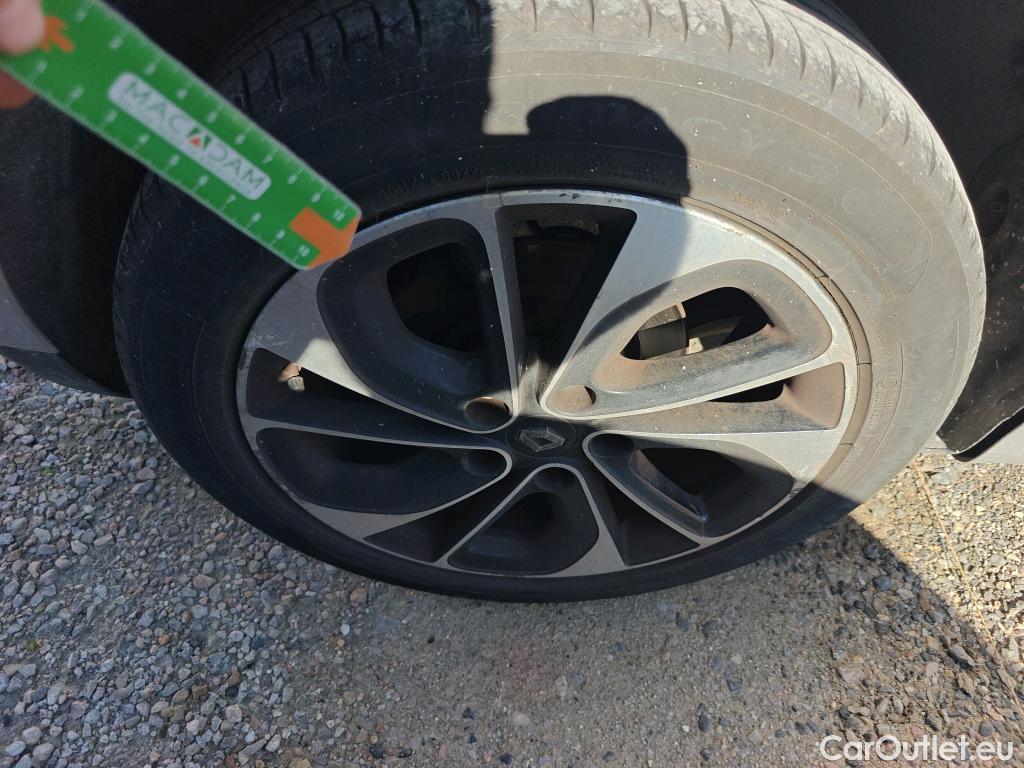  Renault  Scenic RENAULT SCÉNIC 5p 3G monovolumen compacto BOSE Energy dCi 130 eco2 Euro 6 #12