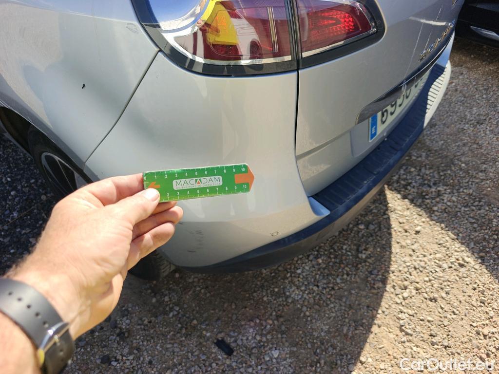  Renault  Scenic RENAULT SCÉNIC 5p 3G monovolumen compacto BOSE Energy dCi 130 eco2 Euro 6 #49