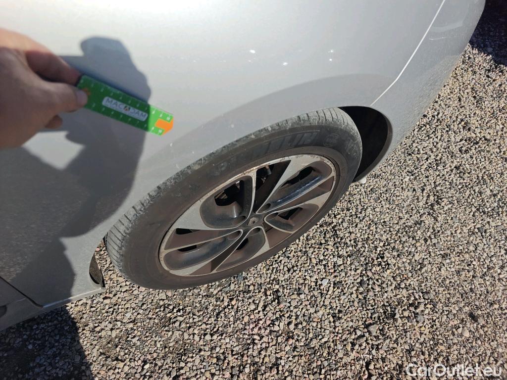  Renault  Scenic RENAULT SCÉNIC 5p 3G monovolumen compacto BOSE Energy dCi 130 eco2 Euro 6 #43