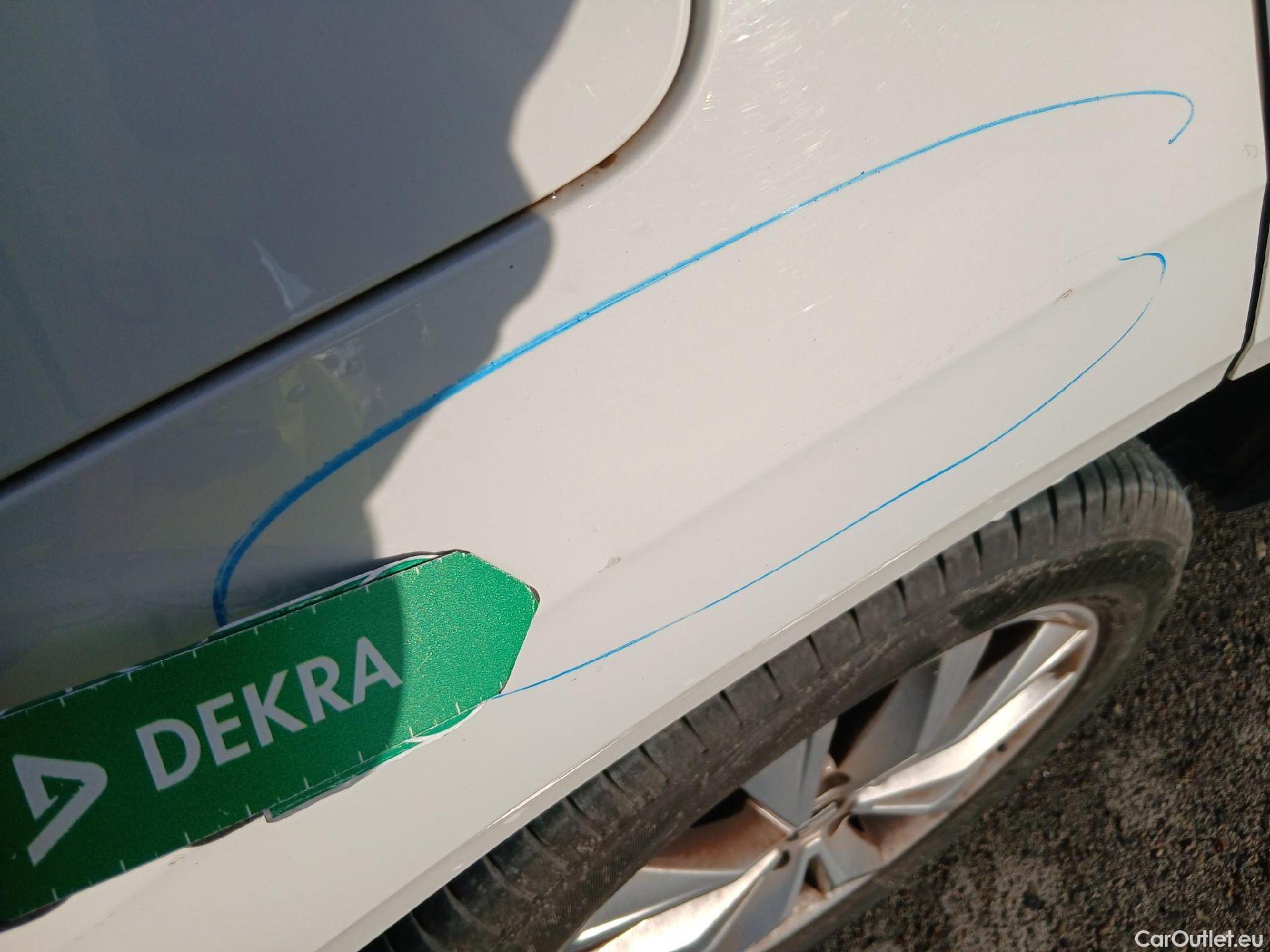  Seat  ATECA SEAT  / 2016 / 5P / todoterreno 1.6 TDI 85kW (115CV) St&Sp Style Eco #48