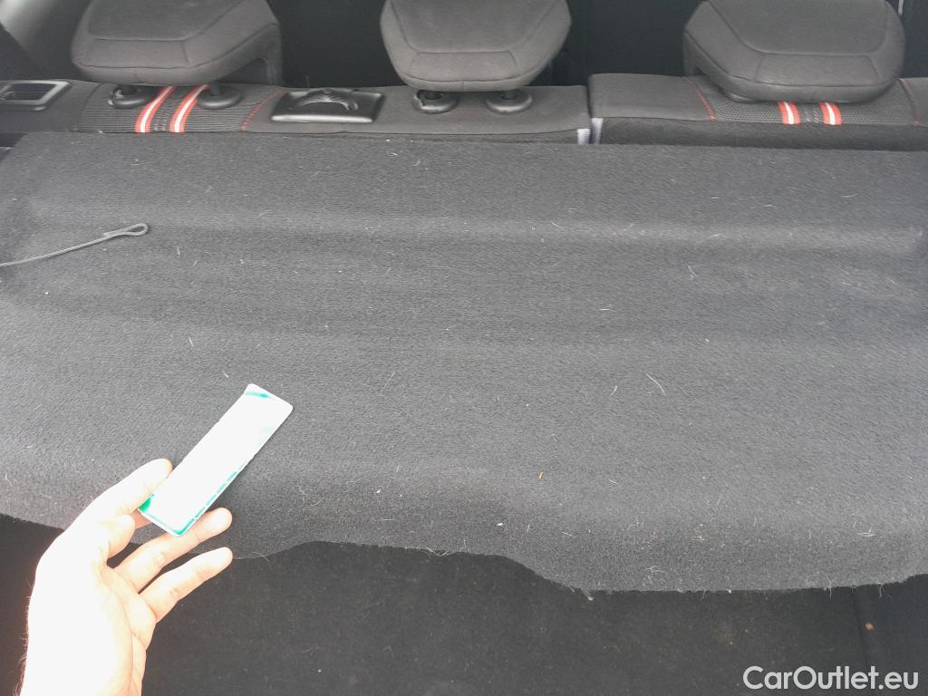  Opel  Corsa OPEL  / 2019 / 5P / berlina con portón 1.2T XHL 74kW (100CV) GS-Line #3