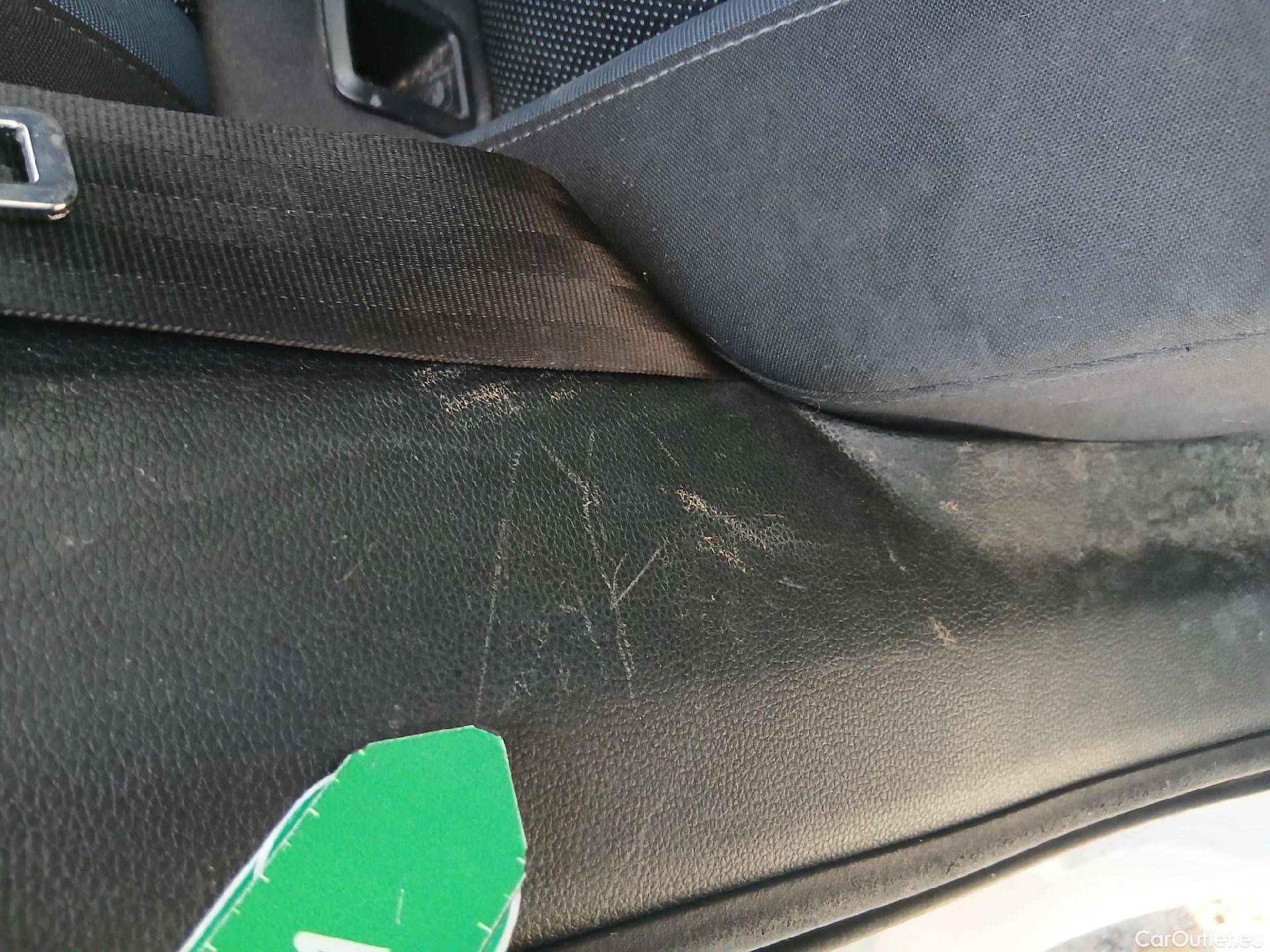  Seat  ATECA SEAT  / 2016 / 5P / todoterreno 1.6 TDI 85kW (115CV) St&Sp Style Eco #4