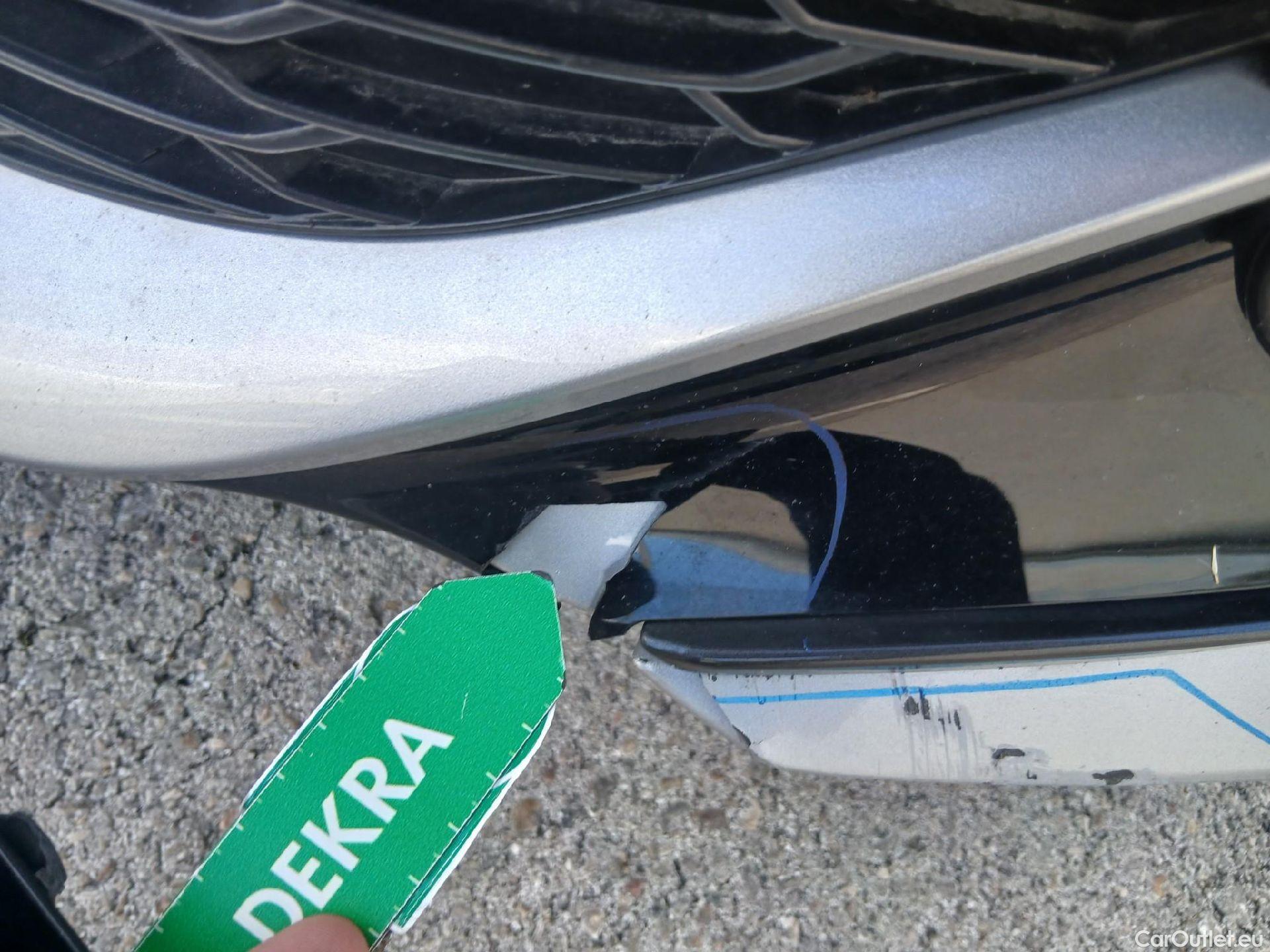  Toyota  Corolla TOYOTA  / 2019 / 5P / familiar 1.8 125H ACTIVE TECH E-CVT TOU SPORT #10