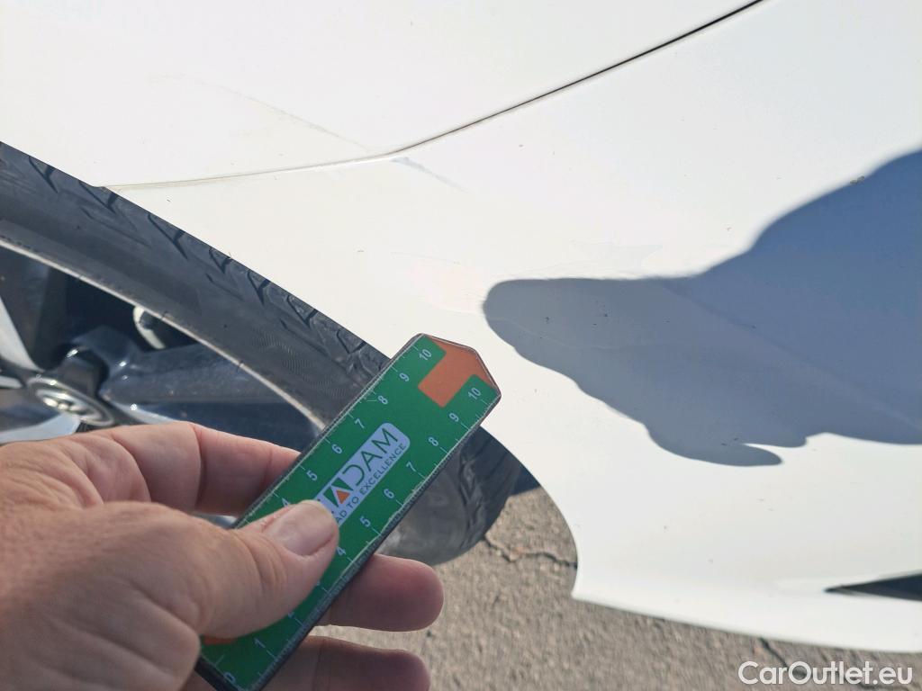  Toyota  Auris TOYOTA  5p 2G berlina con portón 1.8 140H Hybrid Feel! Edition #21