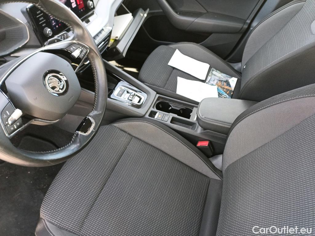  Skoda  Octavia SKODA  / 2020 / 5P / familiar Combi 2.0 TDI 85kW(115CV) DSG Ambition #26