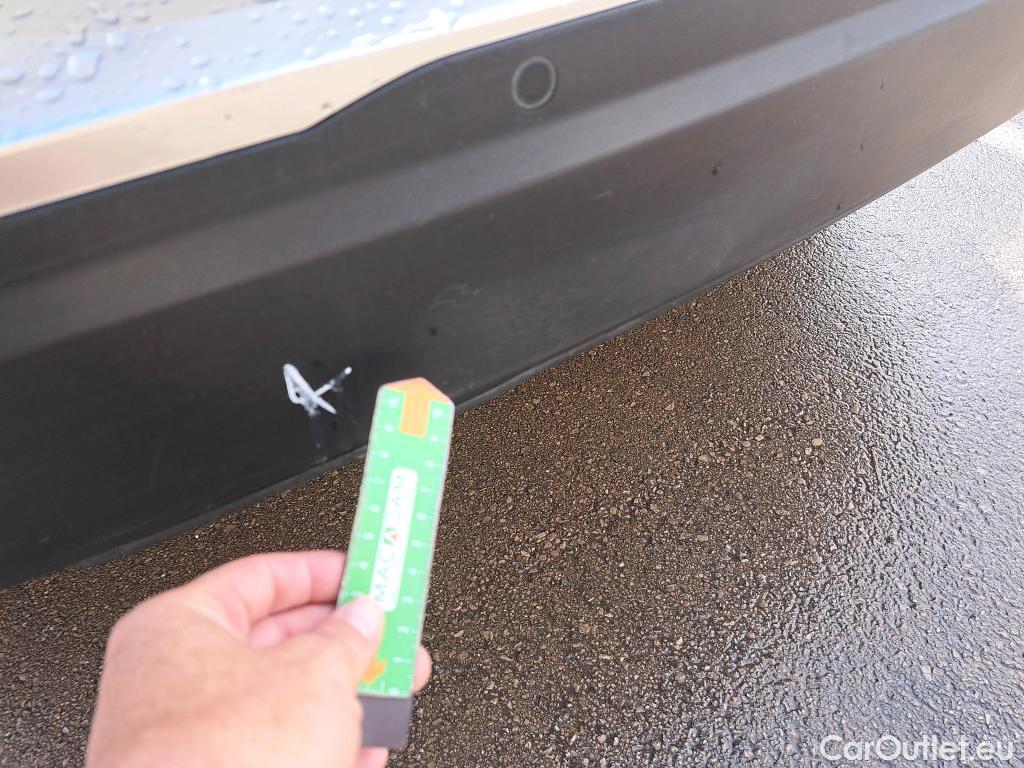  Peugeot  2008 PEUGEOT  / 2019 / 5P / todoterreno Active BlueHDI 81kW (110CV) #18