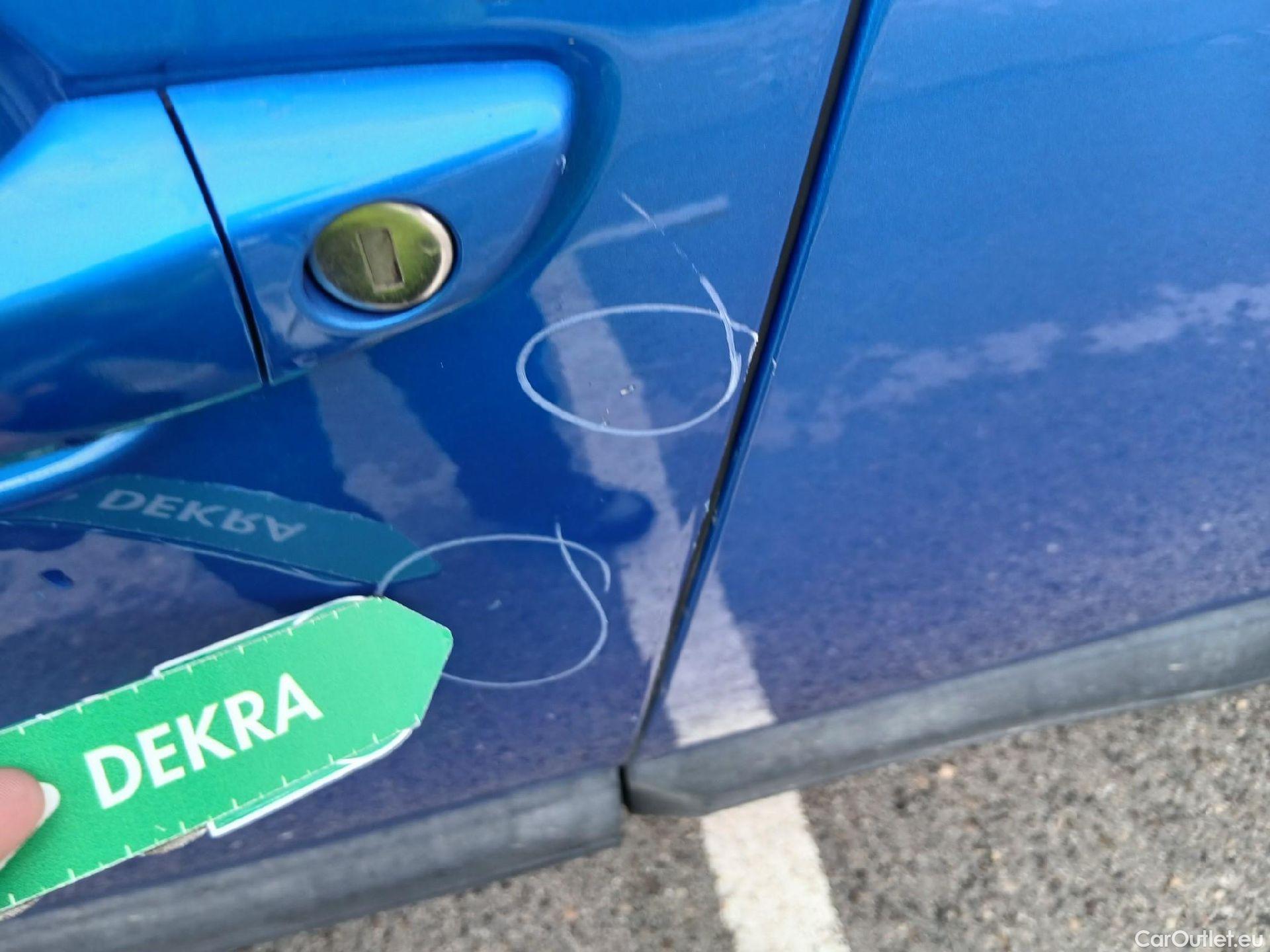  Peugeot  3008 PEUGEOT  / 2020 / 5P / todoterreno 1.2 PureTech 96KW S&S Active Pack #18