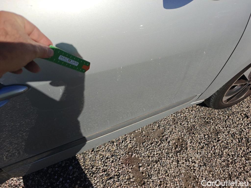  Renault  Scenic RENAULT SCÉNIC 5p 3G monovolumen compacto BOSE Energy dCi 130 eco2 Euro 6 #26