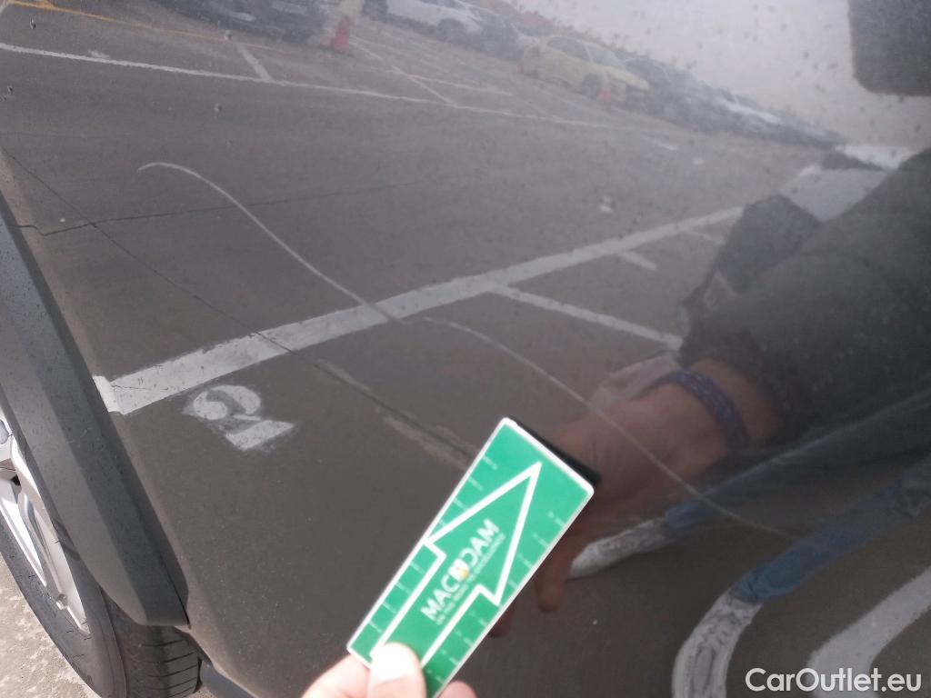  Toyota  RAV4 TOYOTA  / 2018 / 5P / todoterreno 2.5l 220H Advance #23