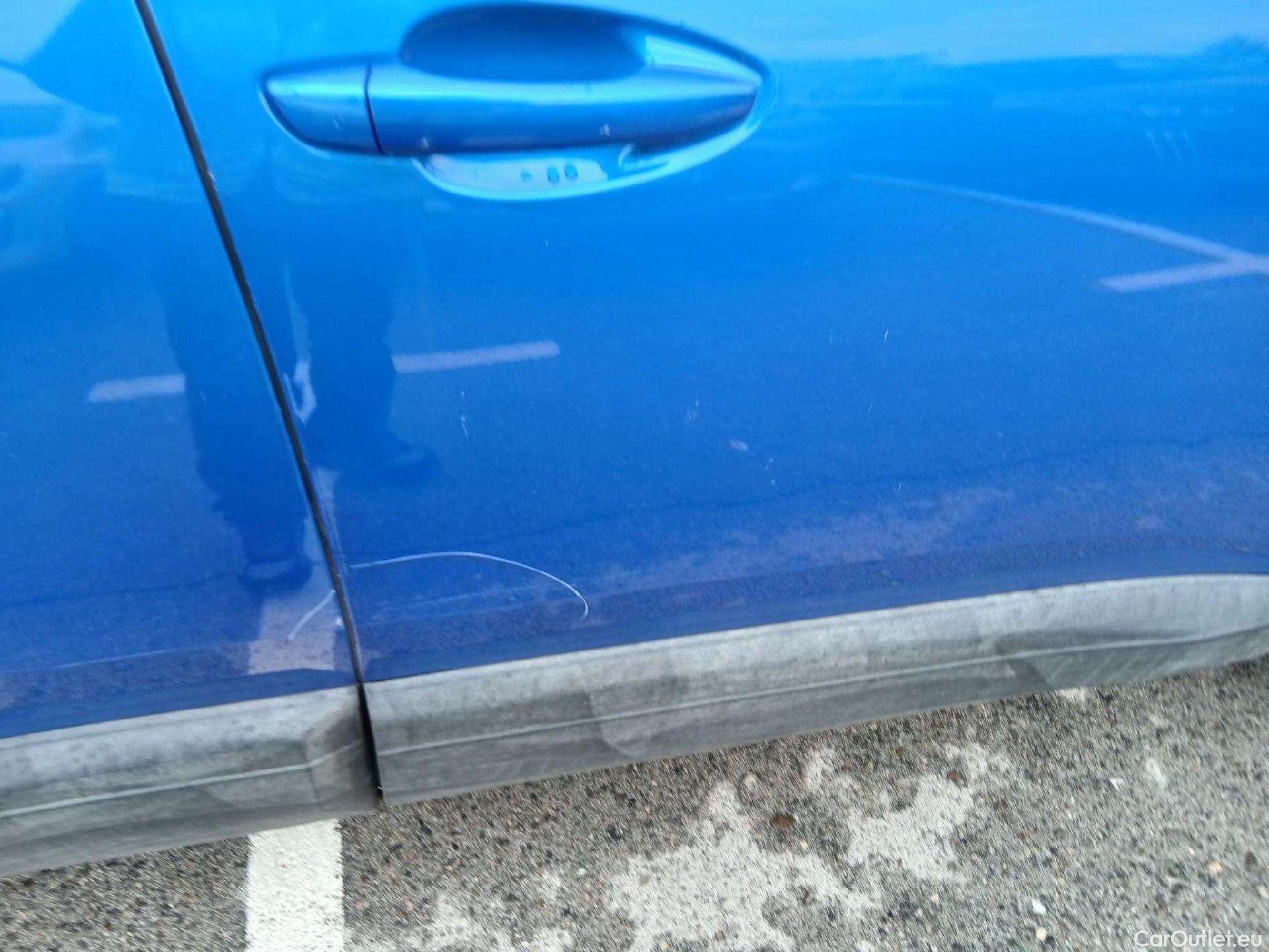  Peugeot  3008 PEUGEOT  / 2020 / 5P / todoterreno 1.2 PureTech 96KW S&S Active Pack #35