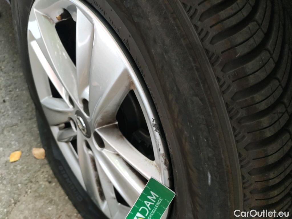  Opel   Grandland X OPEL / 2017 / 5P / todoterreno 1.5 CDTi Edition #9