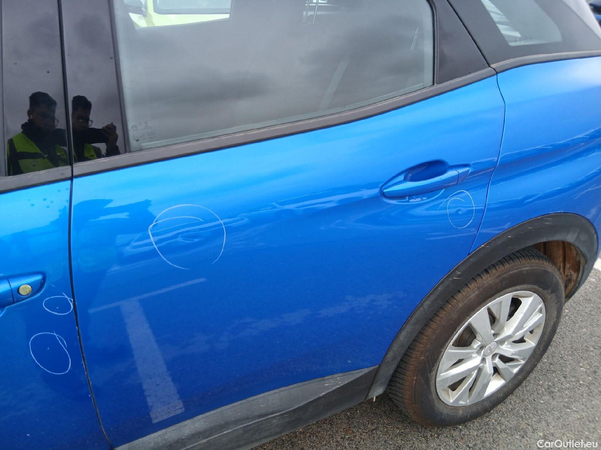  Peugeot  3008 PEUGEOT  / 2020 / 5P / todoterreno 1.2 PureTech 96KW S&S Active Pack #20