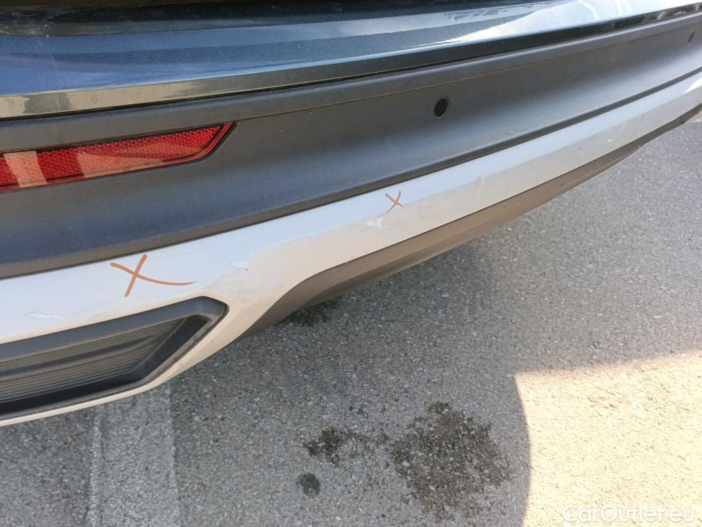  Seat  ATECA SEAT  / 2016 / 5P / todoterreno 1.5 TSI 110kW DSG S&S Style Go #24