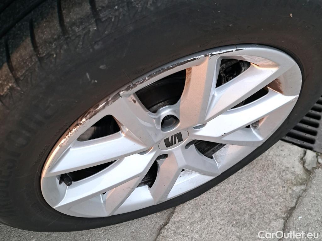  Seat  Leon SEAT Nuevo León / 2020 / 5P / familiar SP 2.0 TDI 85kW Style #6