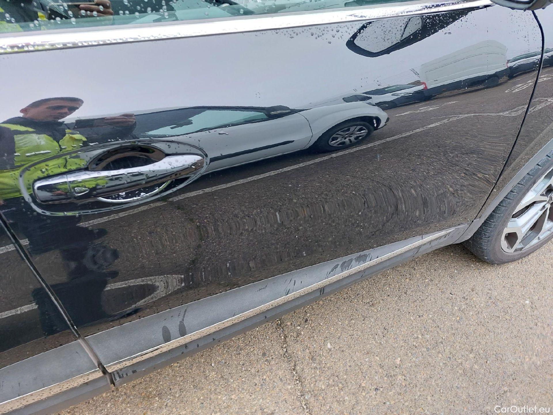  Renault  Kadjar RENAULT  / 2019 / 5P / crossover Techno GPF TCe 103kW (140CV) EDC #19