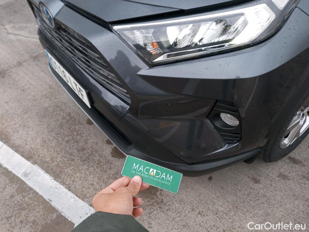  Toyota  RAV4 TOYOTA  / 2018 / 5P / todoterreno 2.5l 220H Advance #20