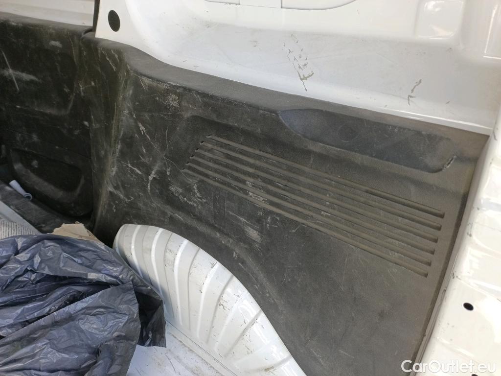  Citroen  Berlingo CITROEN  / 2018 / 4P / furgón derivado de turismo Talla M BlueHDi 100 #37