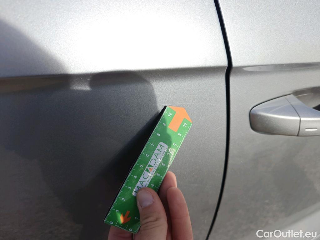  Volkswagen  T-ROC VOLKSWAGEN  / 2021 / 5P / todoterreno R-Line 1.5 TSI 110kW (150CV) #39