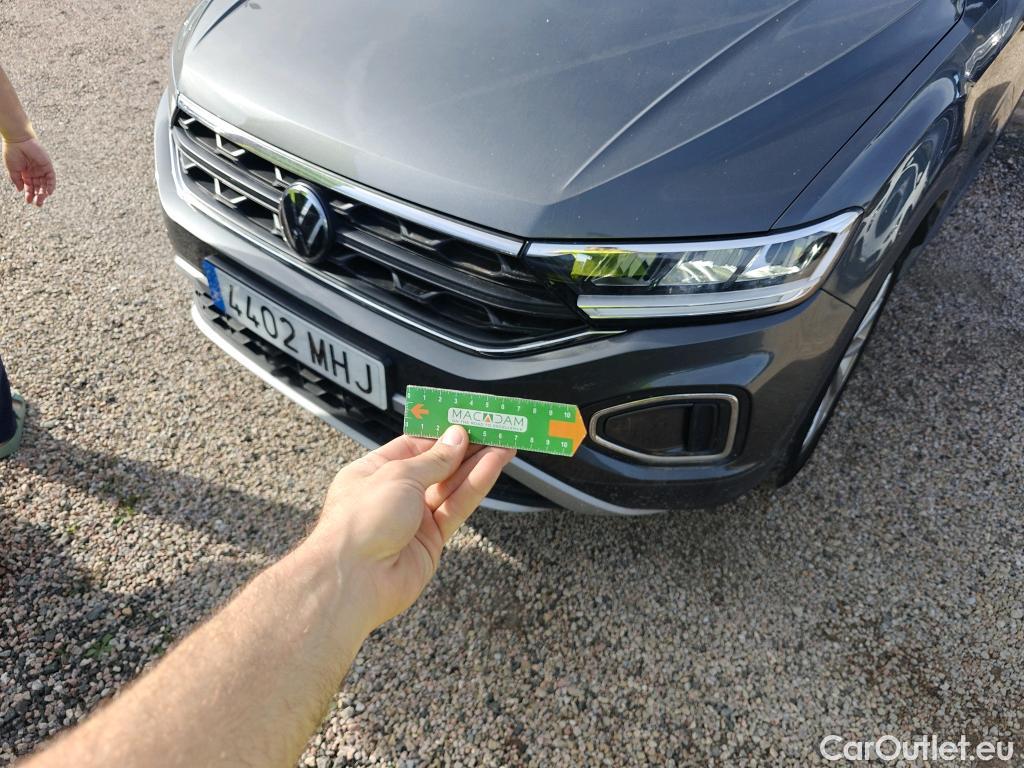  Volkswagen  T-ROC  Life 2.0 TDI 115CV MT6 E6d #24