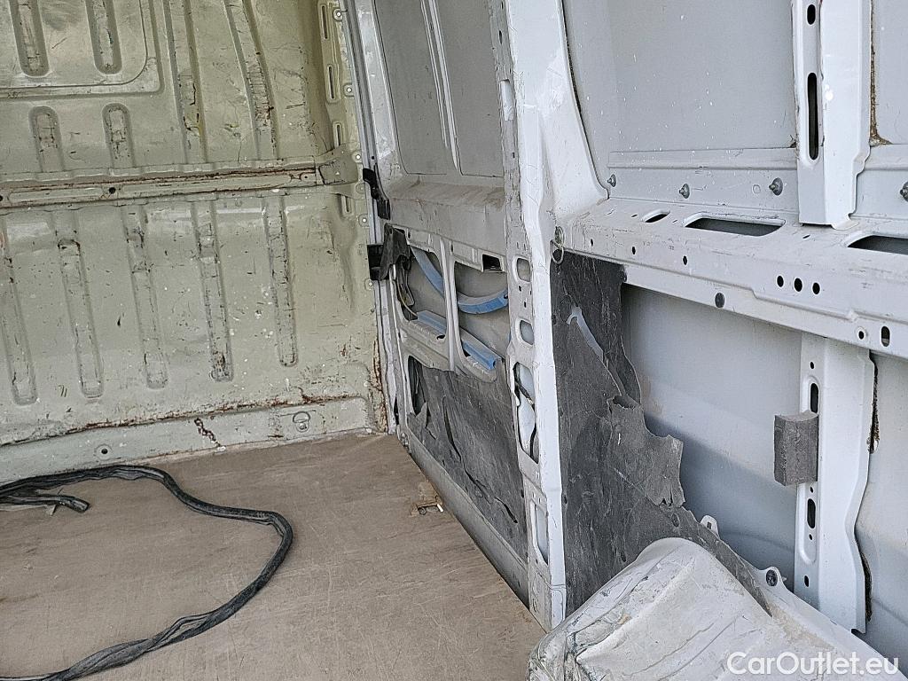  Citroen  Jumper CITROEN  / 2014 / 4P / furgón BlueHDi 88KW (120CV) Furgón 35L2H2 #47