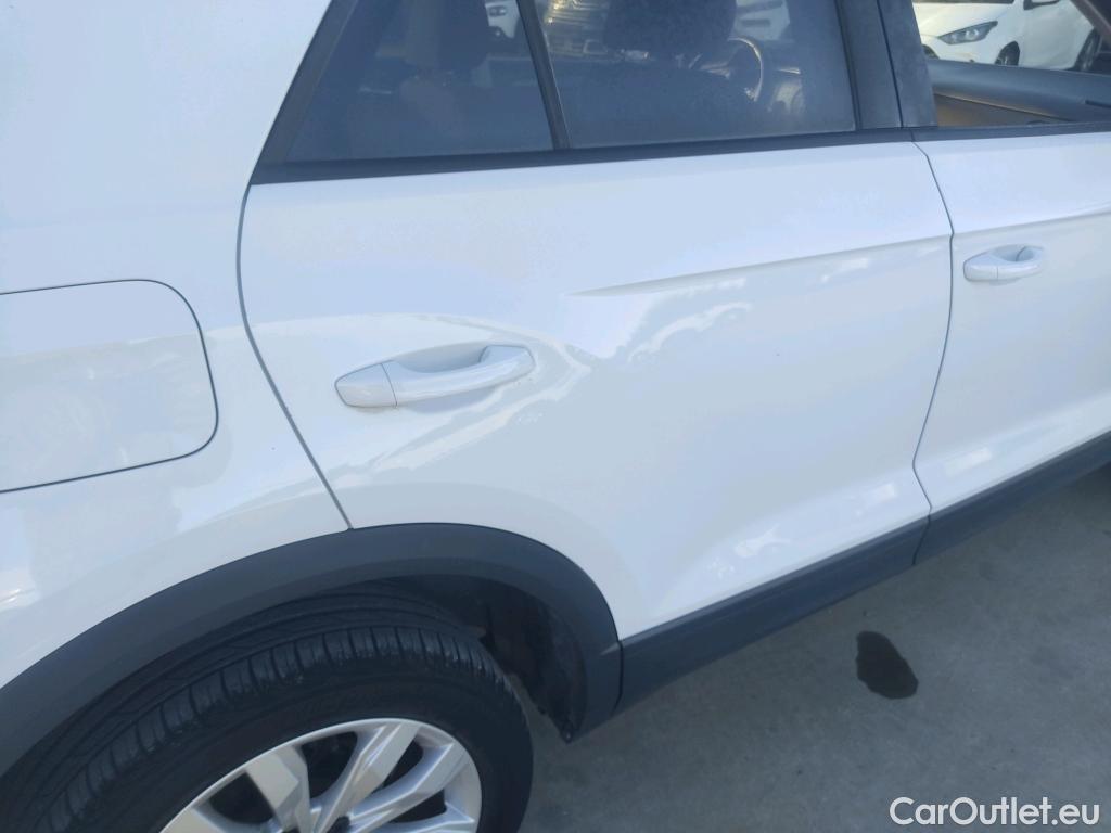  Volkswagen  T-ROC VOLKSWAGEN  / 2017 / 5P / todoterreno Advance 1.0 TSI 85kW (115CV) #13