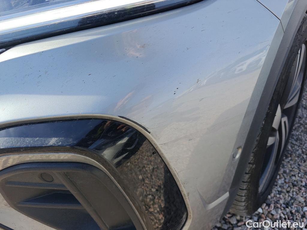  Volkswagen  T-ROC VOLKSWAGEN  / 2021 / 5P / todoterreno R-Line 1.5 TSI 110kW (150CV) #35