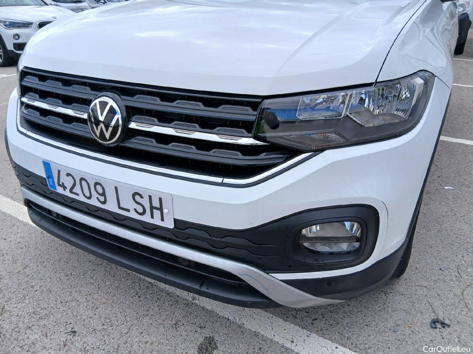  Volkswagen  T-CROSS VOLKSWAGEN  / 2018 / 5P / todoterreno Advance 1.0 TSI 81kW (110CV) DSG (AC3) #17