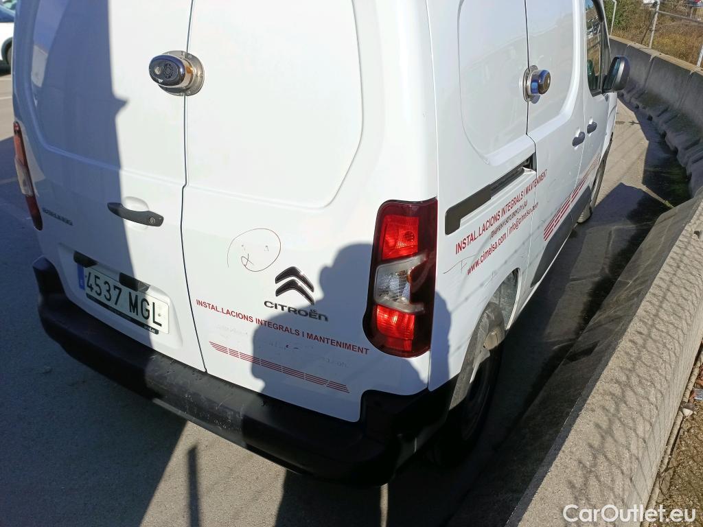  Citroen  Berlingo CITROEN  / 2018 / 4P / furgón derivado de turismo Talla M BlueHDi 100 #25