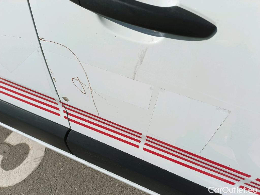  Citroen  Berlingo CITROEN  / 2018 / 4P / furgón derivado de turismo Talla M BlueHDi 100 #21