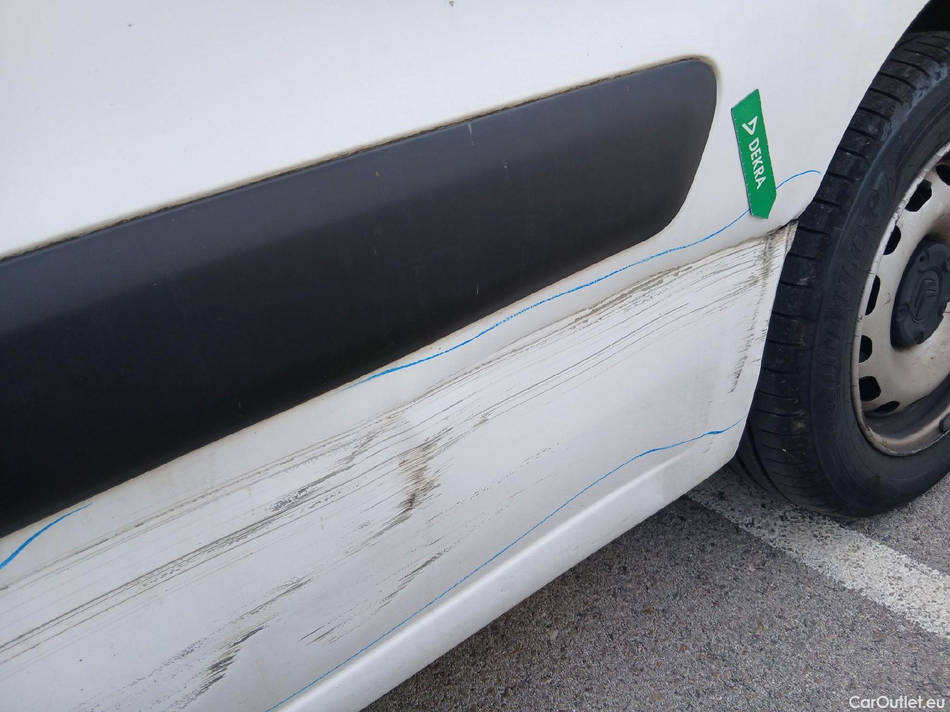  Citroen  Berlingo CITROEN  / 2015 / 3P / furgón derivado de turismo BlueHDi 74KW (100CV) #19