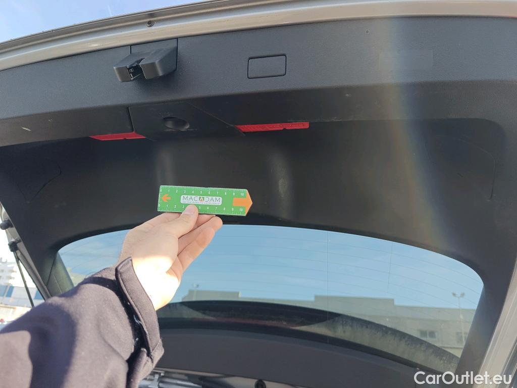  Volkswagen  T-ROC VOLKSWAGEN  / 2021 / 5P / todoterreno R-Line 1.5 TSI 110kW (150CV) #16