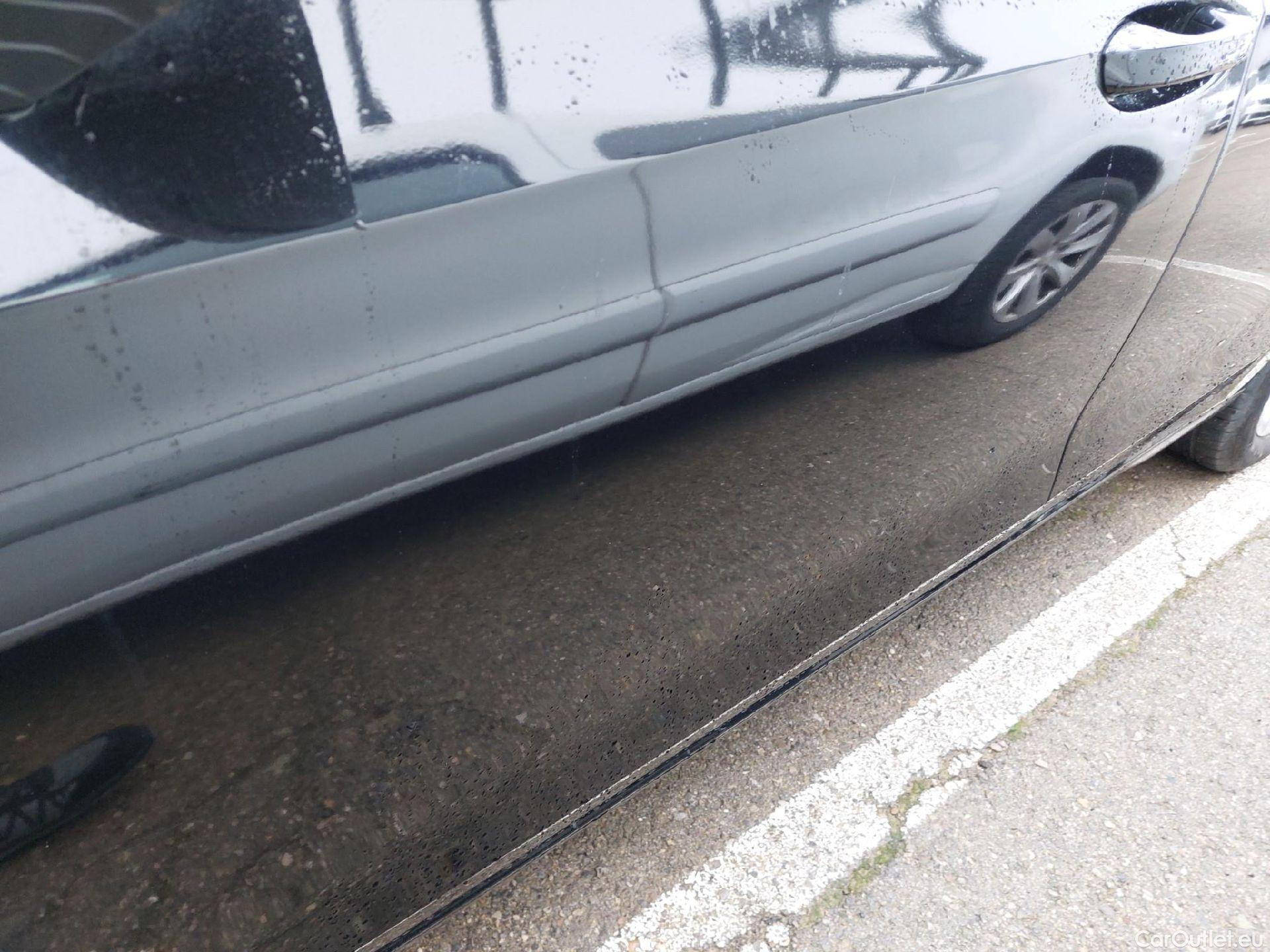  Volkswagen  Golf  VIII Lim. Life 2.0 TDI 115CV MT6 E6dT #4