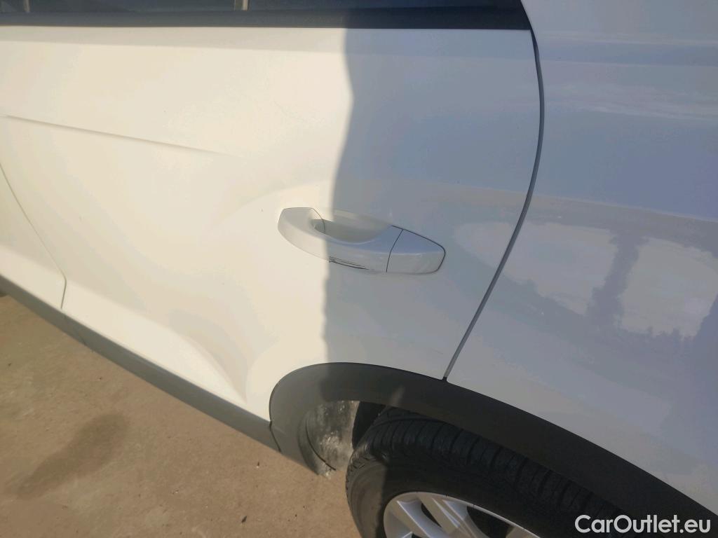  Volkswagen  T-ROC VOLKSWAGEN  / 2017 / 5P / todoterreno Advance 1.0 TSI 85kW (115CV) #5