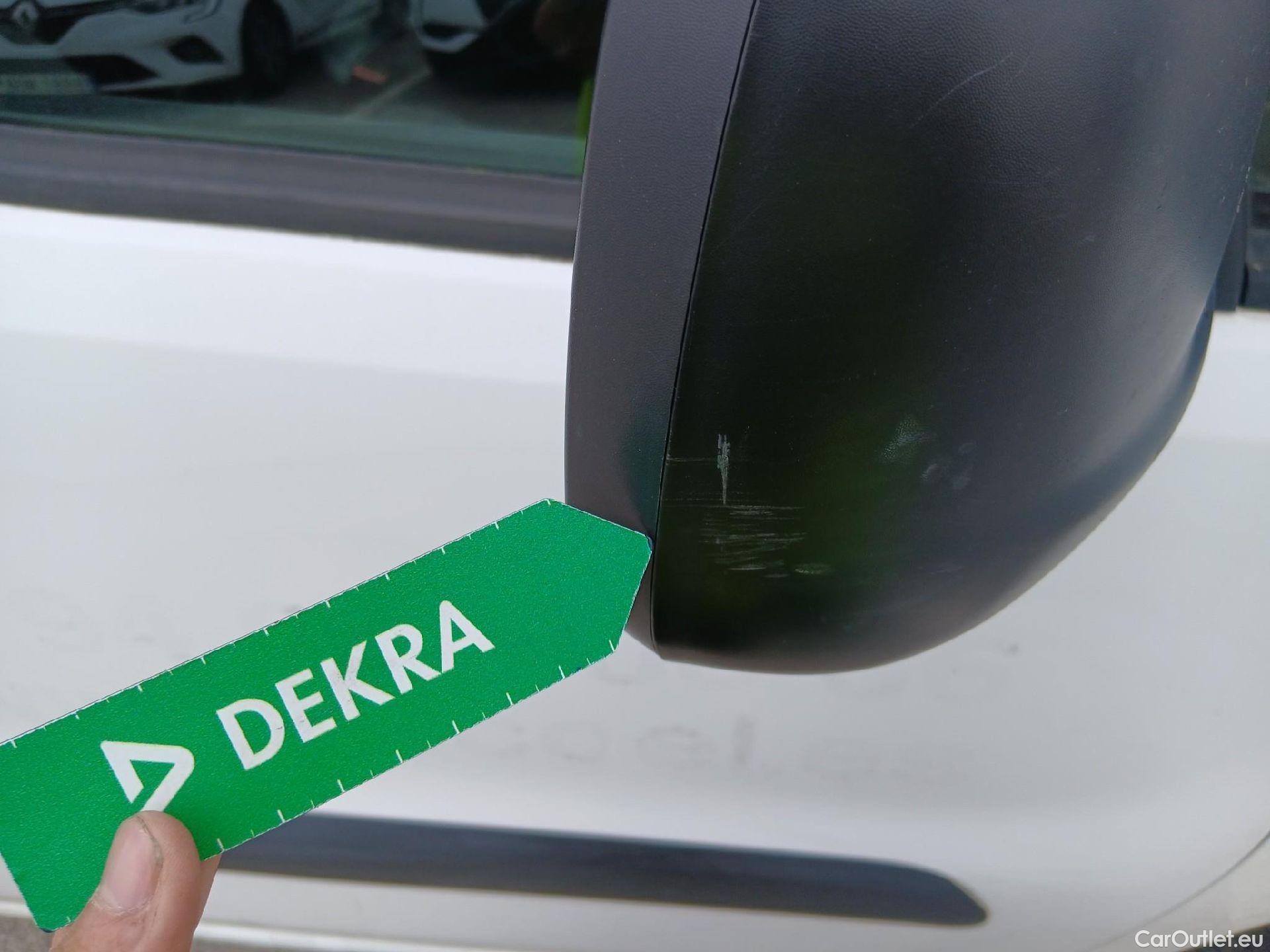  Citroen  Berlingo CITROEN  / 2015 / 3P / furgón derivado de turismo BlueHDi 74KW (100CV) #31