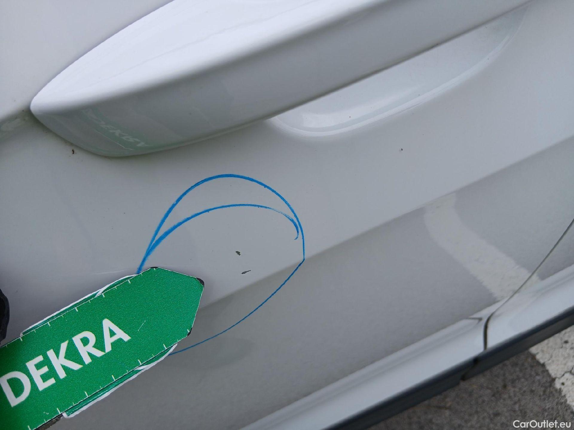  Volkswagen  T-CROSS VOLKSWAGEN  / 2018 / 5P / todoterreno Advance 1.0 TSI 81kW (110CV) DSG (AC3) #20