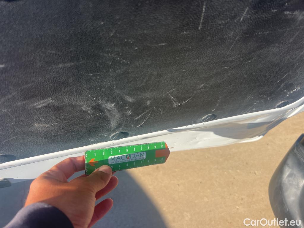  Citroen  Berlingo CITROEN  / 2018 / 4P / combi Talla M BlueHDi 100 LIVE (AC) #30