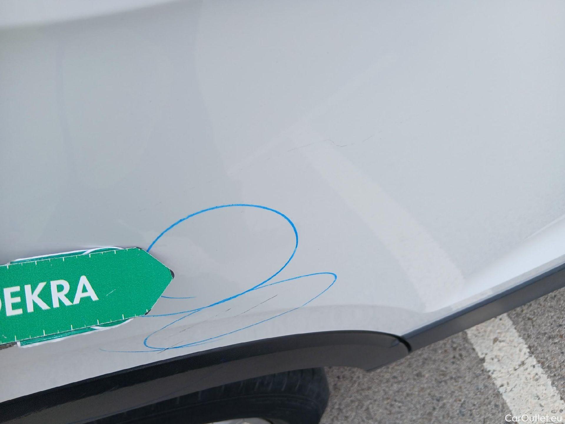  Volkswagen  T-CROSS VOLKSWAGEN  / 2018 / 5P / todoterreno Advance 1.0 TSI 81kW (110CV) DSG (AC3) #33